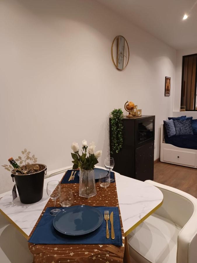 Apartamento Le Petit Dubai Douai Exterior foto
